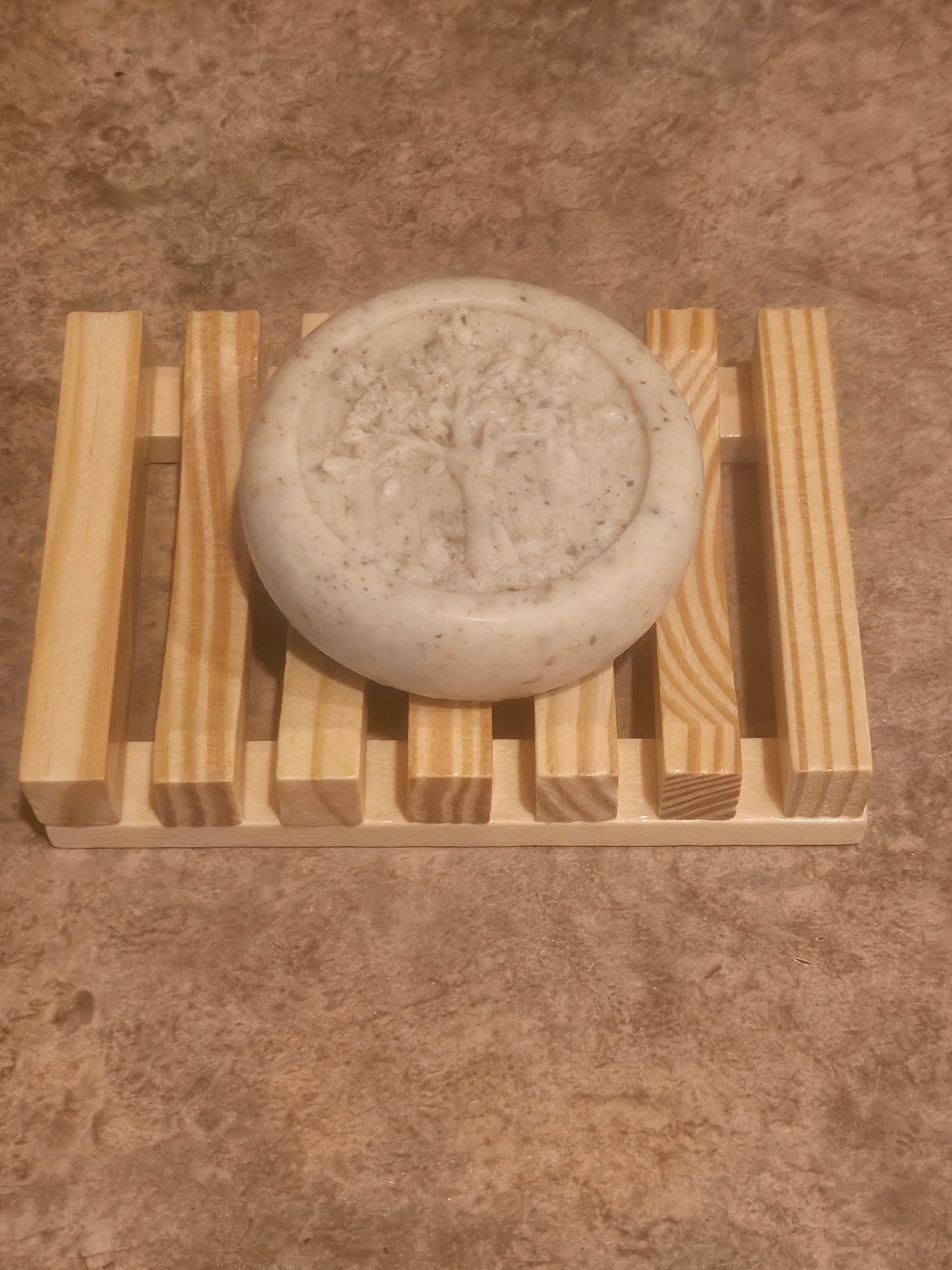 The Artisan’s Soap Cradle | Wood & Gloss